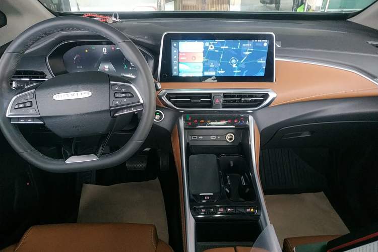 Used SAIC MAXUS G50 2023 PLUS 1.5T Happiness-Recommended Automatic Escort Edition Audio And AC Panel