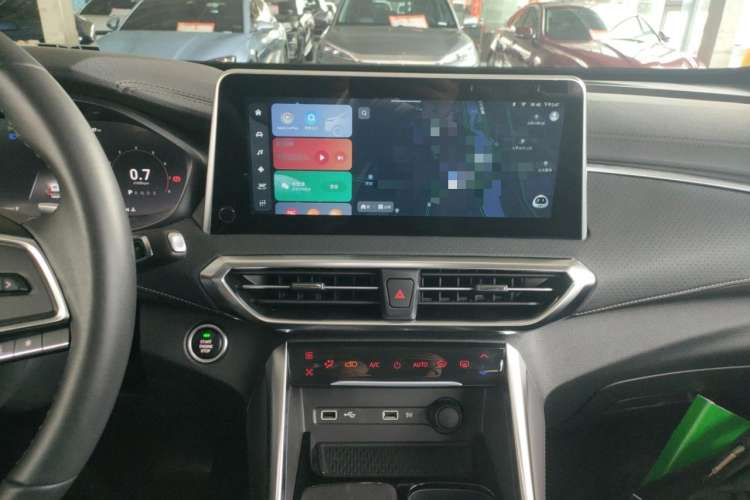 Used SAIC MAXUS G50 2023 PLUS 1.5T Automatic Escort Edition Audio And AC Panel