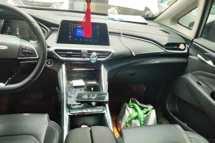 Used SAIC MAXUS G50 2023 PLUS 1.5T Happiness-Recommended Automatic Start Edition Audio And AC Panel