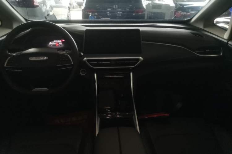 Used SAIC MAXUS G50 2023 PLUS 1.5T Automatic Cruise Version Center Console