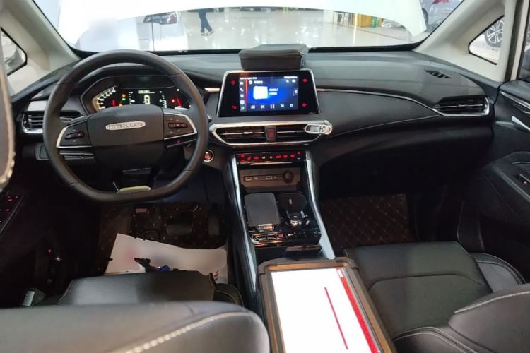 Used SAIC MAXUS G50 2023 PLUS 1.5T Happiness-Recommended Automatic Start Edition Center Console