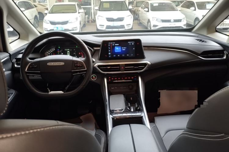 Used SAIC MAXUS G50 2023 PLUS 1.5T Happiness-Recommended Automatic Start Edition Center Console