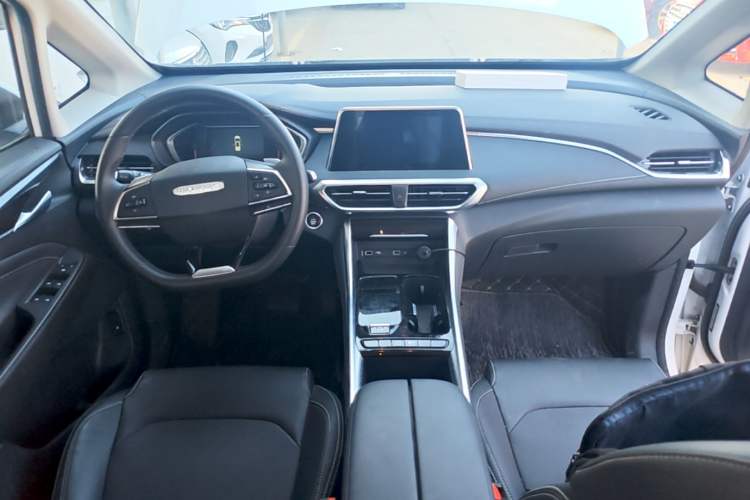 Used SAIC MAXUS G50 2023 PLUS 1.5T Happiness-Recommended Automatic Start Edition Center Console