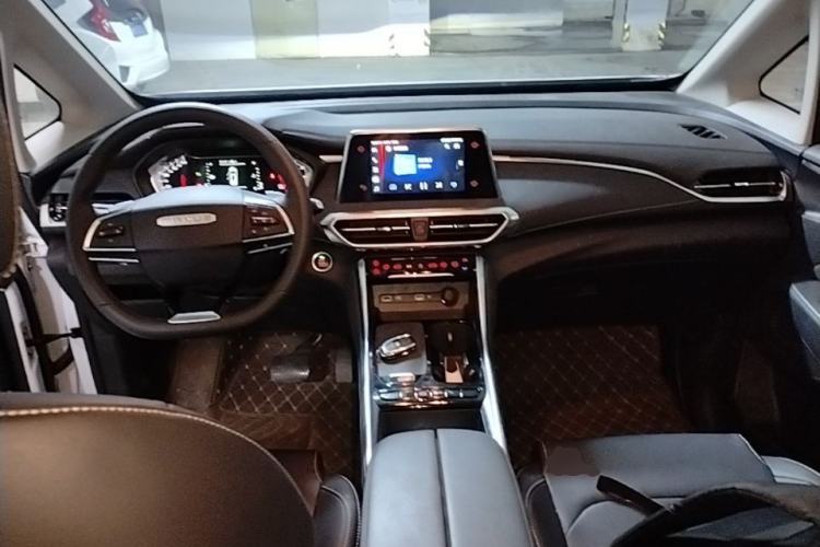 Used SAIC MAXUS G50 2023 PLUS 1.5T Happiness-Recommended Automatic Start Edition Center Console