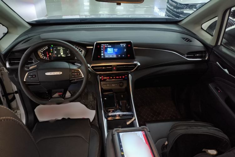 Used SAIC MAXUS G50 2023 PLUS 1.5T Happiness-Recommended Automatic Start Edition Center Console