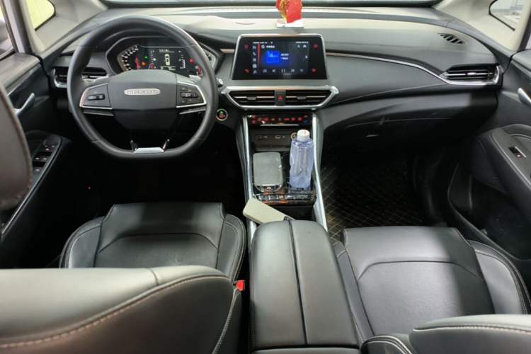 Used SAIC MAXUS G50 2023 PLUS 1.5T Happiness-Recommended Automatic Start Edition Center Console