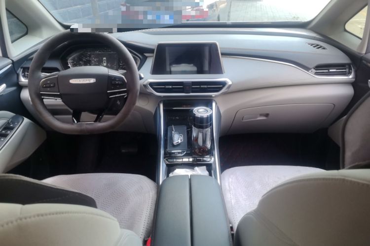 Used SAIC MAXUS G50 2023 PLUS 1.5T Automatic Custom Entry-Level Model Center Console