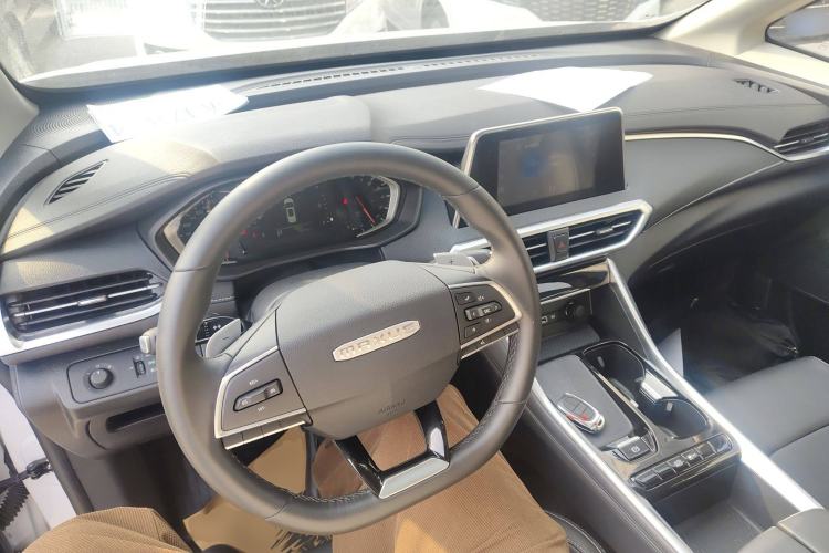 Used SAIC MAXUS G50 2023 PLUS 1.5T Happiness-Recommended Automatic Start Edition Center Console