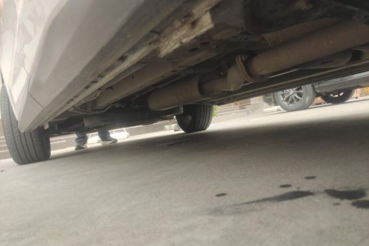 Used SAIC MAXUS G50 2023 PLUS 1.5T Happiness-Recommended Automatic Start Edition Chassis Rear Left