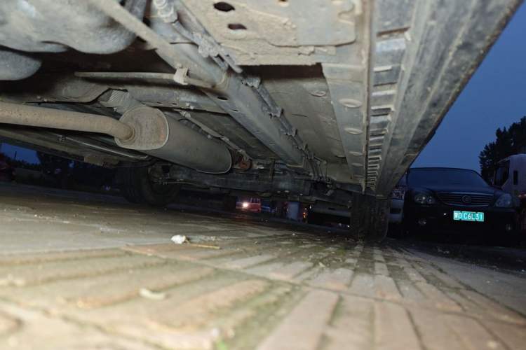 Used SAIC MAXUS G50 2023 1.5T Manual Comfort B Trim Chassis Rear Right