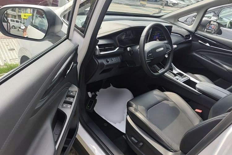 Used SAIC MAXUS G50 2023 PLUS 1.5T Happiness-Recommended Automatic Escort Edition Driver Seat