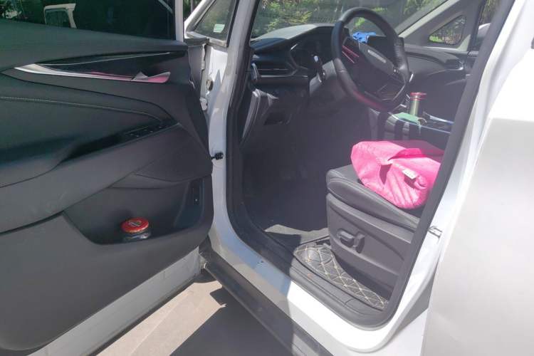 Used SAIC MAXUS G50 2023 PLUS 1.5T Happiness-Recommended Automatic Start Edition Driver Seat