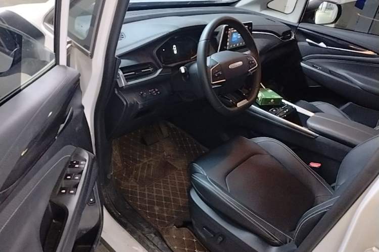 Used SAIC MAXUS G50 2023 PLUS 1.5T Happiness-Recommended Automatic Start Edition Driver Seat