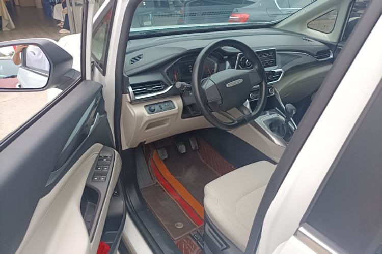 Used SAIC MAXUS G50 2023 1.5T Manual Comfort A Driver Seat