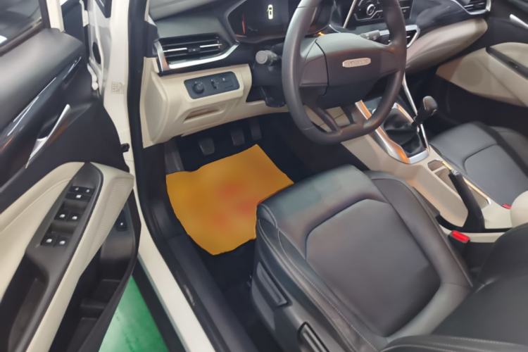 Used SAIC MAXUS G50 2023 1.5T Manual Comfort A Driver Seat