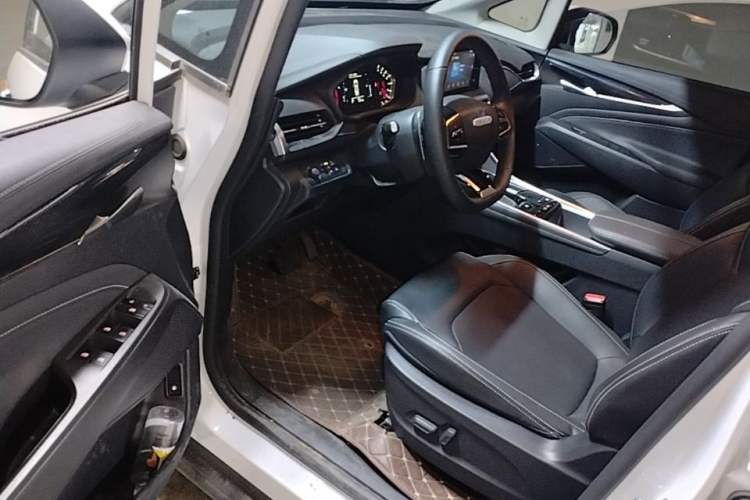 Used SAIC MAXUS G50 2023 PLUS 1.5T Happiness-Recommended Automatic Start Edition Driver Seat