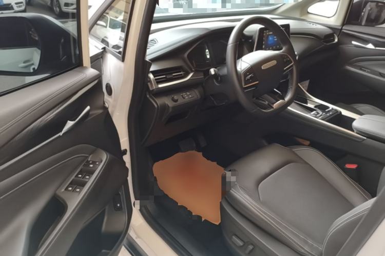 Used SAIC MAXUS G50 2023 PLUS 1.5T Happiness-Recommended Automatic Start Edition Driver Seat