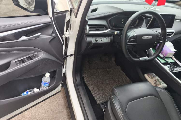 Used SAIC MAXUS G50 2023 PLUS 1.5T Happiness-Recommended Automatic Start Edition Driver Seat