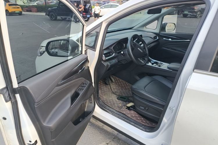Used SAIC MAXUS G50 2023 PLUS 1.5T Happiness-Recommended Automatic Start Edition Driver Seat