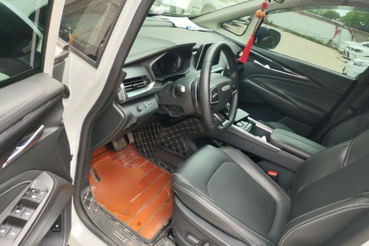 Used SAIC MAXUS G50 2023 PLUS 1.5T Happiness-Recommended Automatic Start Edition Driver Seat