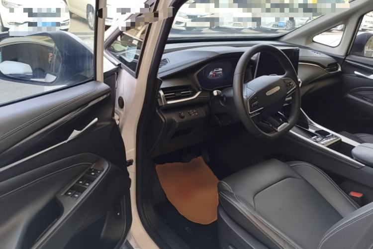 Used SAIC MAXUS G50 2023 PLUS 1.5T Automatic Cruise Version Driver Seat