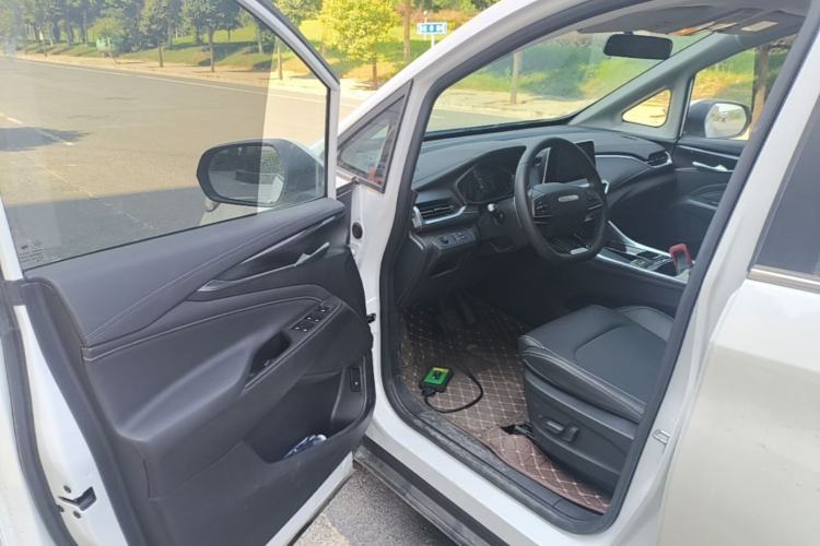 Used SAIC MAXUS G50 2023 PLUS 1.5T Happiness-Recommended Automatic Start Edition Driver Seat