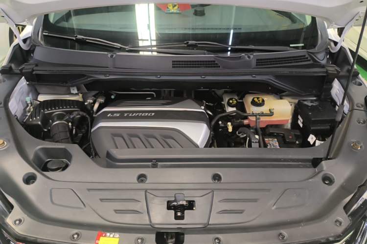 Used SAIC MAXUS G50 2023 PLUS 1.5T Happiness-Recommended Automatic Start Edition Engine Bay