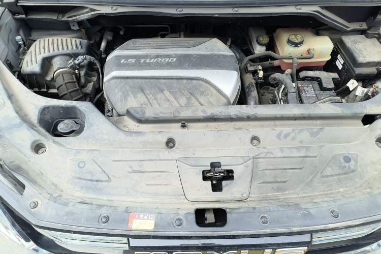 Used SAIC MAXUS G50 2023 PLUS 1.5T Happiness-Recommended Automatic Start Edition Engine Bay