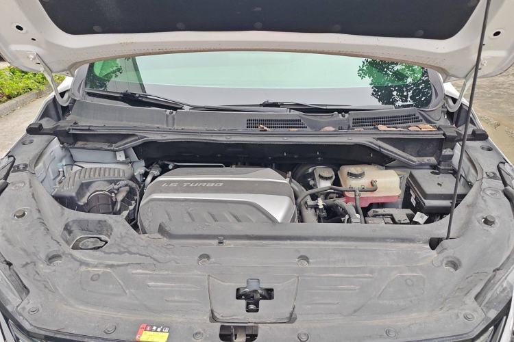 Used SAIC MAXUS G50 2023 PLUS 1.5T Automatic Cruise Version Engine Bay