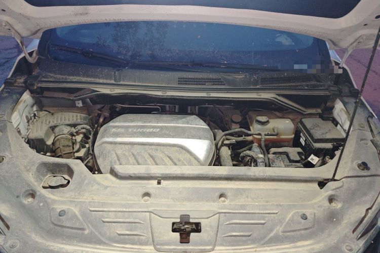 Used SAIC MAXUS G50 2023 1.5T Manual Comfort B Trim Engine Bay