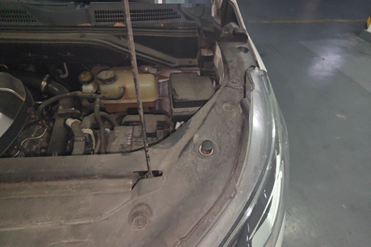 Used SAIC MAXUS G50 2023 1.5T Manual Comfort A Engine Bay Left