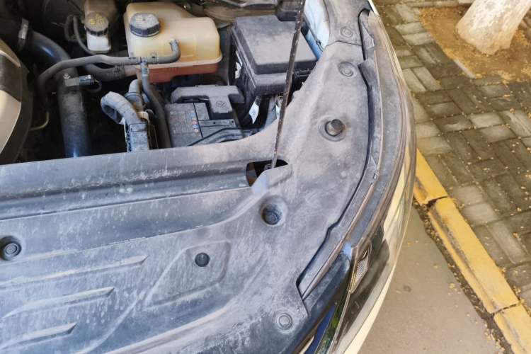 Used SAIC MAXUS G50 2023 1.5T Manual Comfort A Engine Bay Left