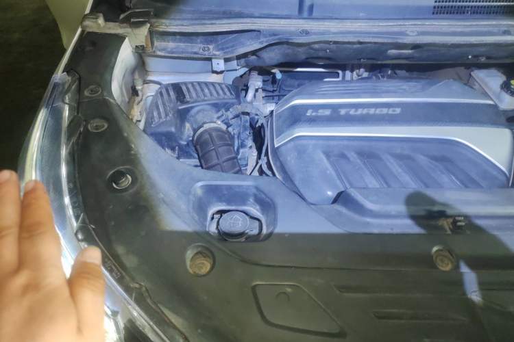 Used SAIC MAXUS G50 2023 1.5T Manual Comfort A Engine Bay Right