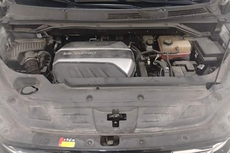 Used SAIC MAXUS G50 2023 PLUS 1.5T Happiness-Recommended Automatic Start Edition Engine Bay