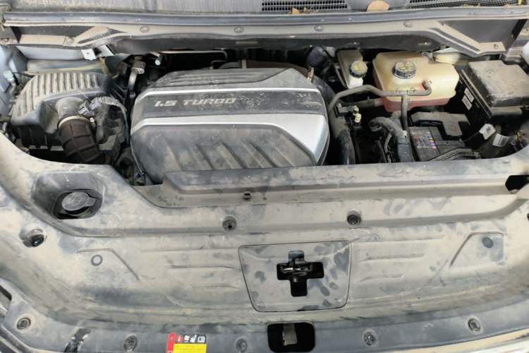 Used SAIC MAXUS G50 2023 PLUS 1.5T Happiness-Recommended Automatic Start Edition Engine Bay
