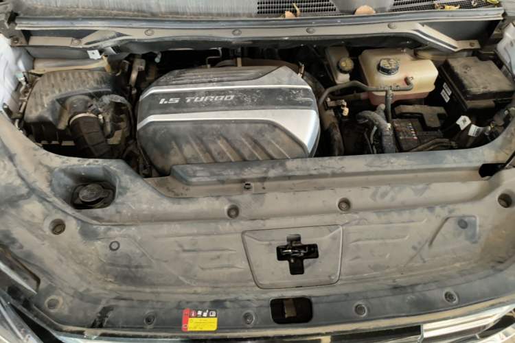 Used SAIC MAXUS G50 2023 PLUS 1.5T Happiness-Recommended Automatic Start Edition Engine Bay
