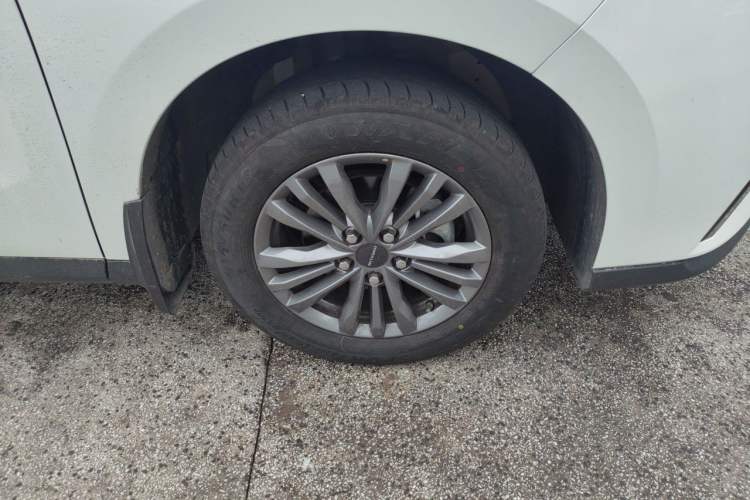 Used SAIC MAXUS G50 2023 1.5T Manual Comfort B Trim Exterior 1