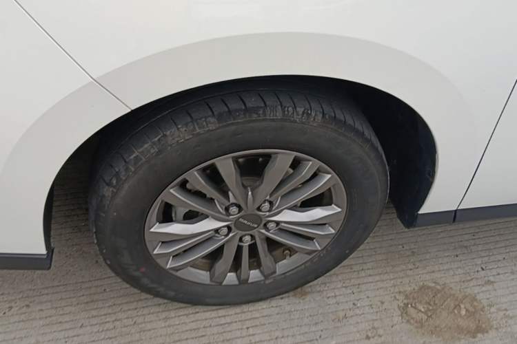 Used SAIC MAXUS G50 2023 1.5T Manual Comfort A Exterior 4