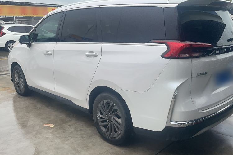 Used SAIC MAXUS G50 2023 PLUS 1.5T Automatic Escort Edition Exterior 4