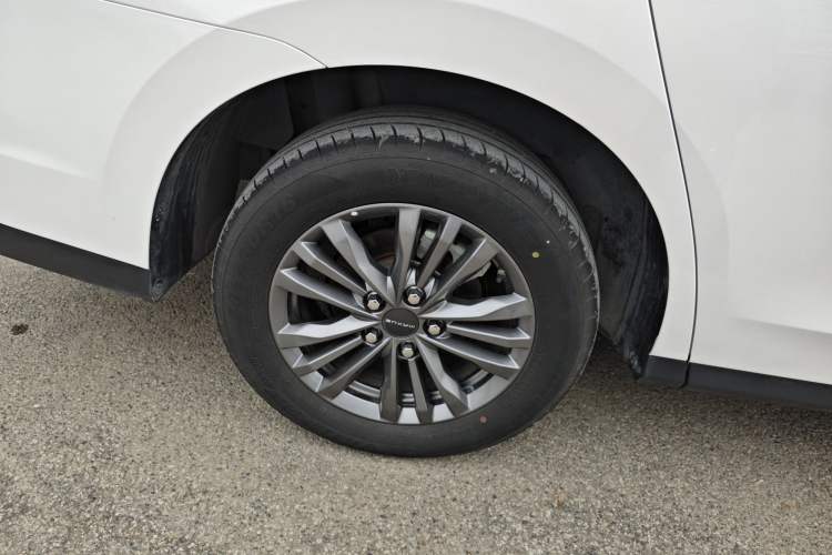 Used SAIC MAXUS G50 2023 PLUS 1.5T Happiness-Recommended Automatic Start Edition Exterior 8