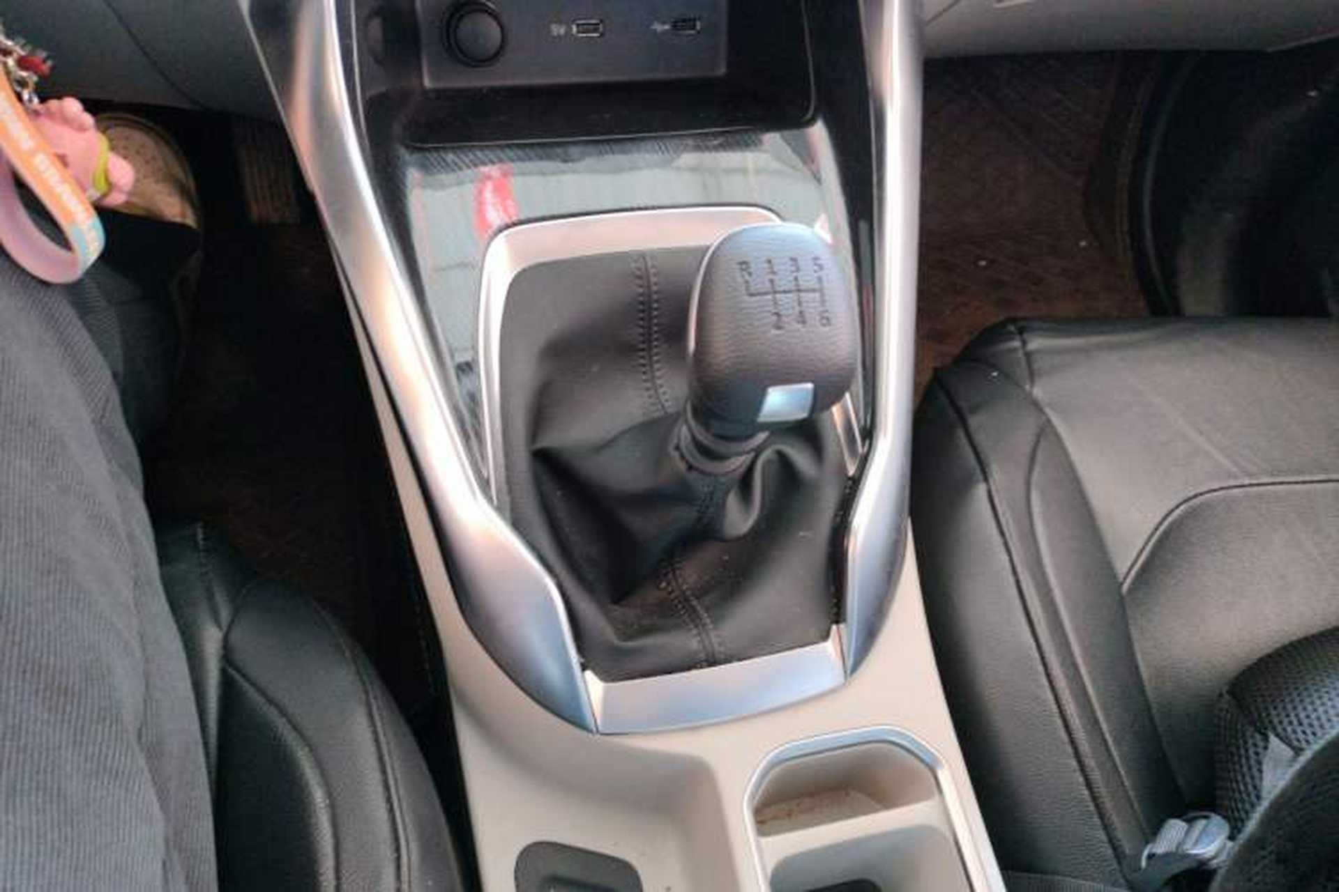 Used SAIC MAXUS G50 2023 1.5T Manual Comfort A Gear Lever