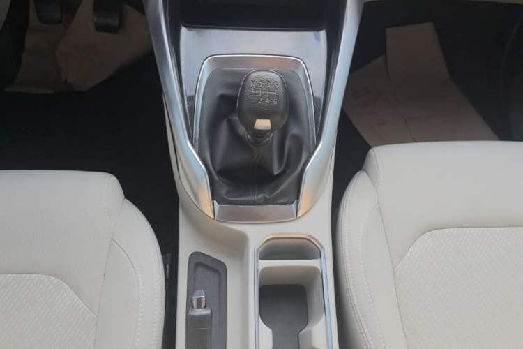 Used SAIC MAXUS G50 2023 1.5T Manual Comfort A Gear Lever