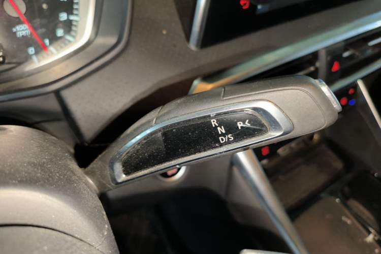 Used SAIC MAXUS G50 2023 PLUS 1.5T Happiness-Recommended Automatic Start Edition Gear Lever