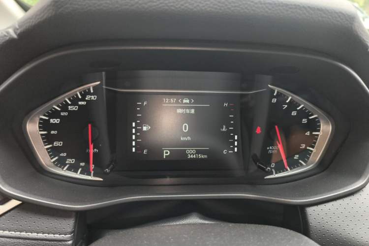 Used SAIC MAXUS G50 2023 PLUS 1.5T Happiness-Recommended Automatic Start Edition Instrument Cluster