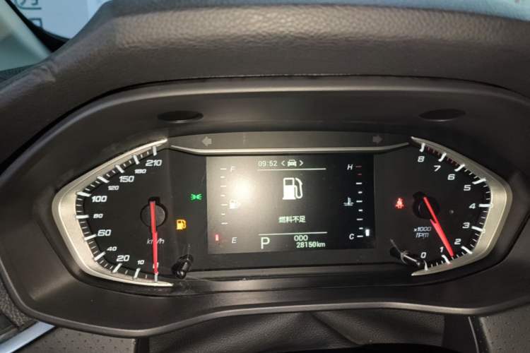 Used SAIC MAXUS G50 2023 PLUS 1.5T Happiness-Recommended Automatic Start Edition Instrument Cluster