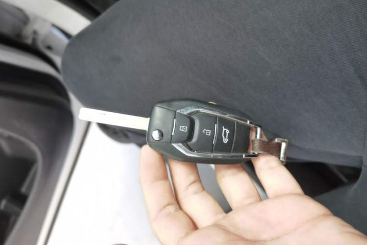 Used SAIC MAXUS G50 2023 1.5T Manual Comfort A Interior 1