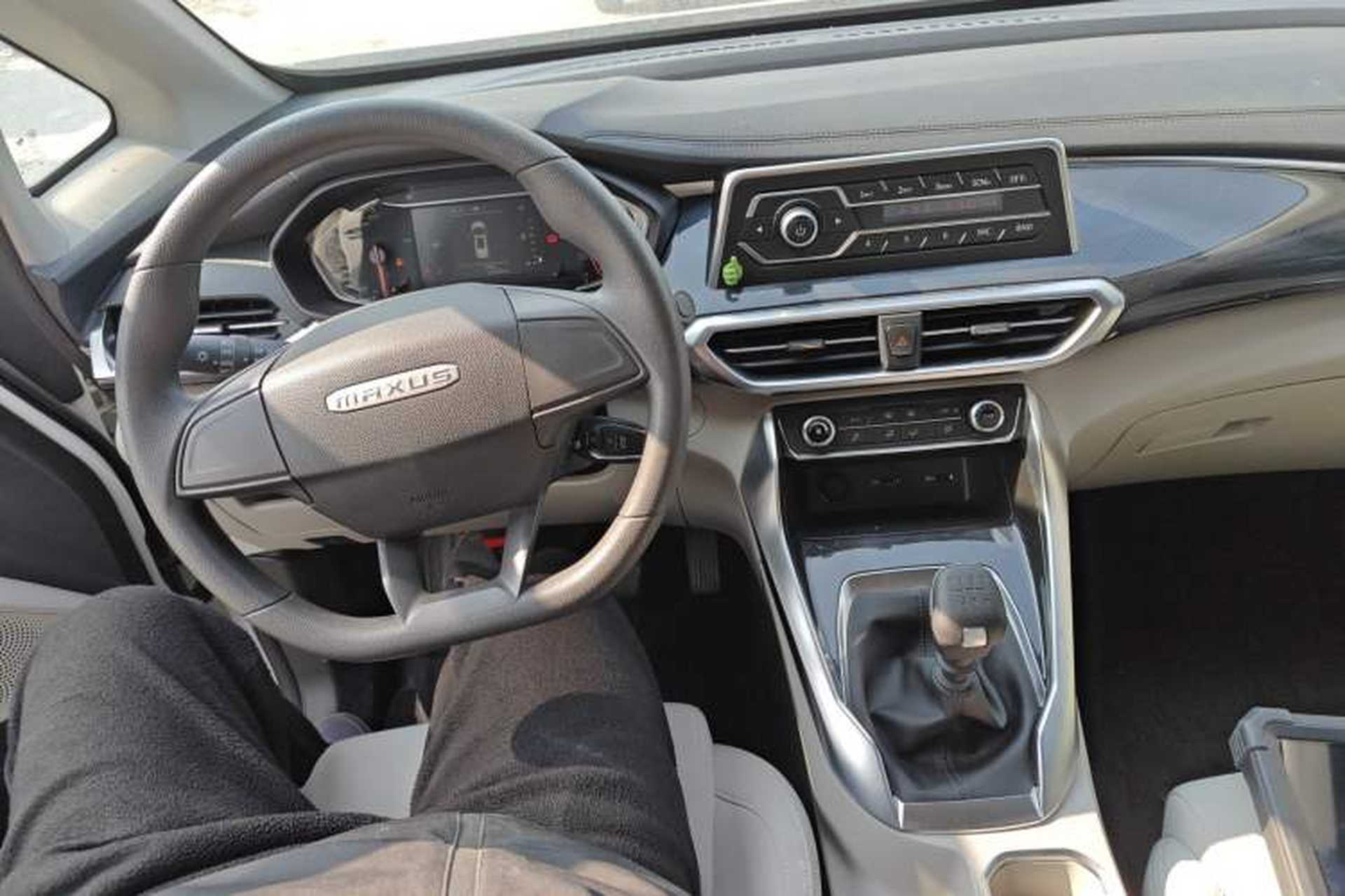 Used SAIC MAXUS G50 2023 1.5T Manual Comfort A Interior 2