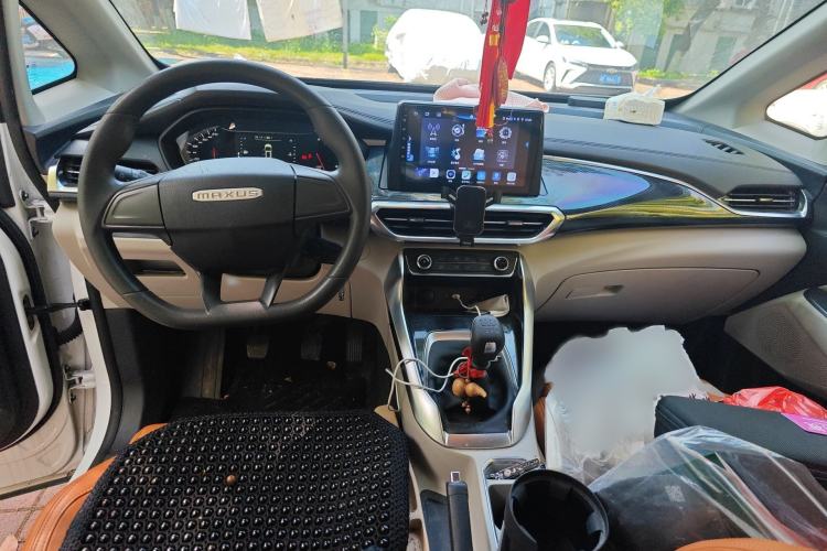 Used SAIC MAXUS G50 2023 Revised 1.5T Manual - Chanyou A Interior 2