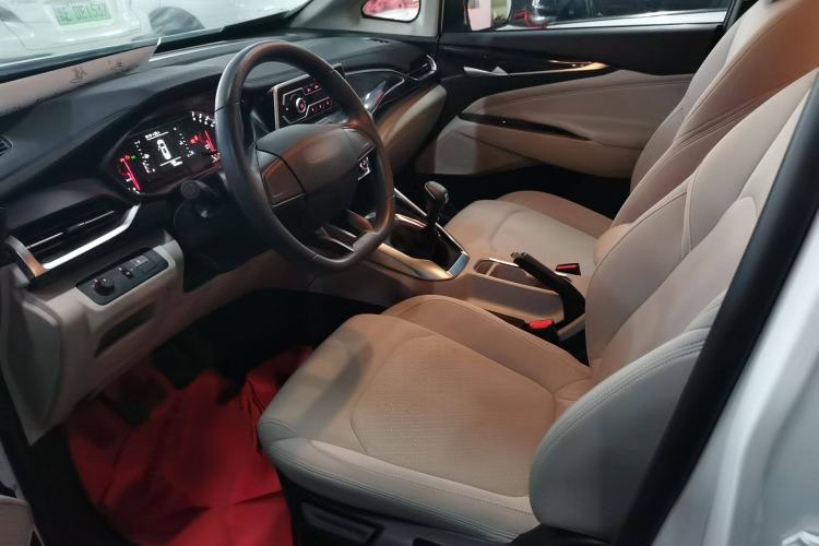 Used SAIC MAXUS G50 2023 1.5T Manual Comfort A Interior 2