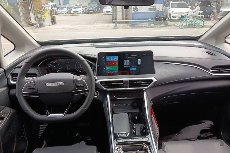 Used SAIC MAXUS G50 2023 PLUS 1.5T Happiness-Recommended Automatic Escort Edition Interior 2